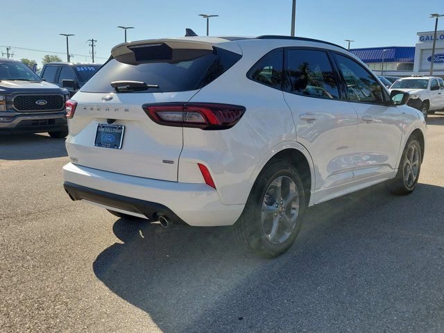 Certified 2024 Ford Escape ST-Line w/ Equipment Group 301A FWD image 4