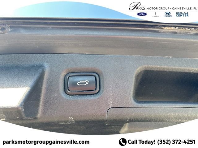Used 2021 Hyundai Santa Fe Limited FWD image 14