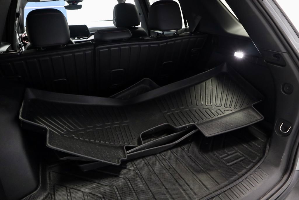 Used 2025 Chevrolet Equinox RS w/ Safety and Technology Package image 16