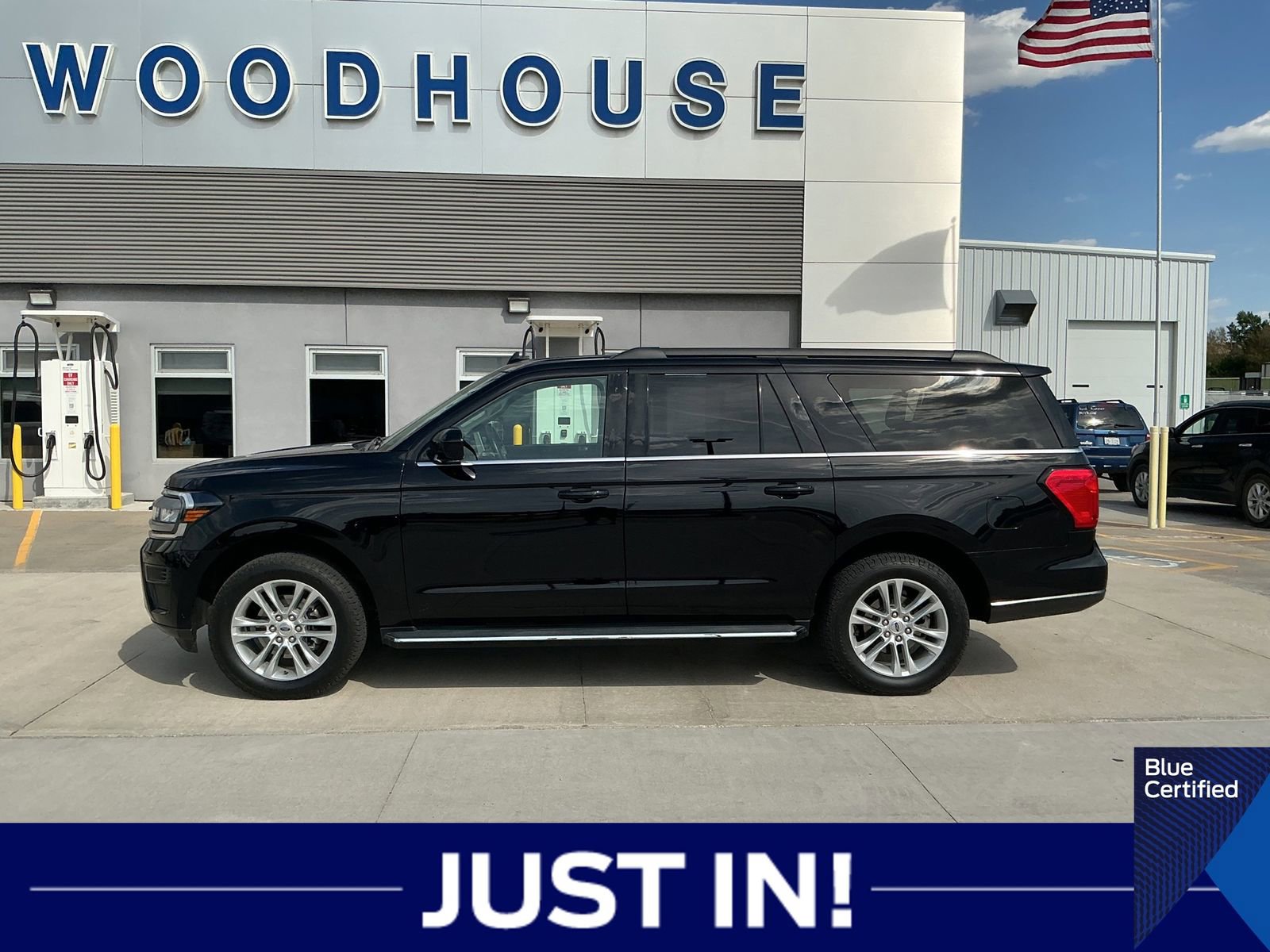 Certified 2022 Ford Expedition Max XLT AWD/4WD image 3