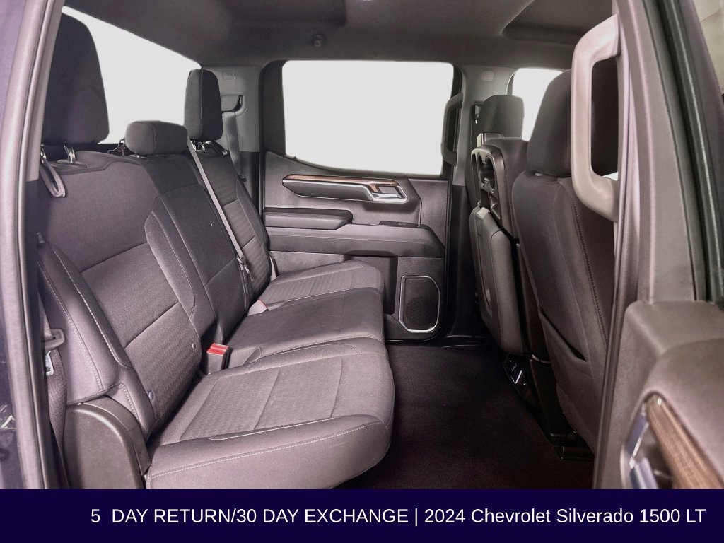 Used 2024 Chevrolet Silverado 1500 LT AWD/4WD image 32