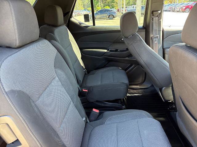 Used 2023 Chevrolet Traverse LT image 28