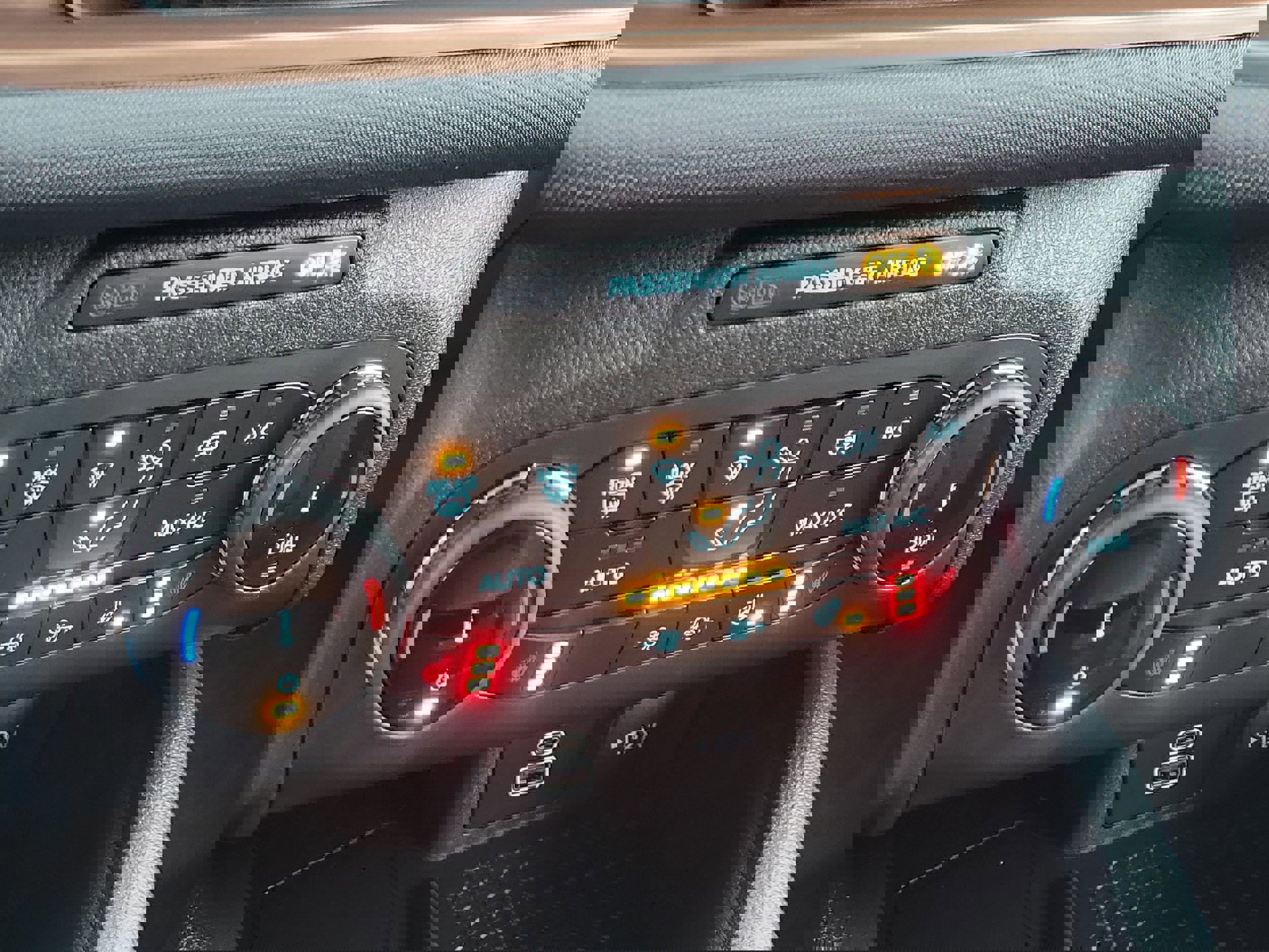 Certified 2023 Ford Bronco Sport Outer Banks w/ Tech Package image 29