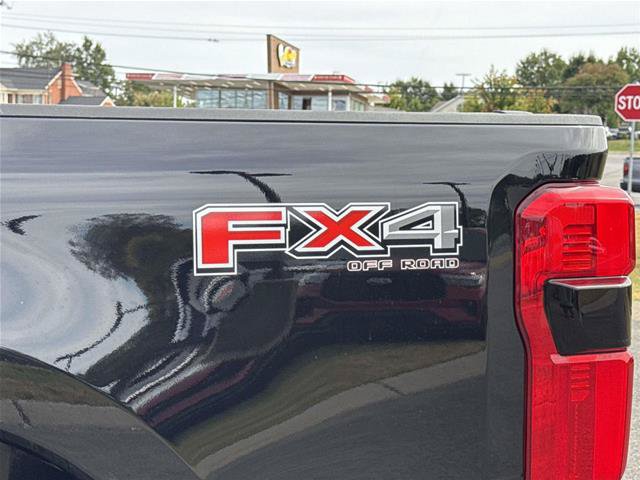 Certified 2024 Ford F250 Platinum AWD/4WD image 10