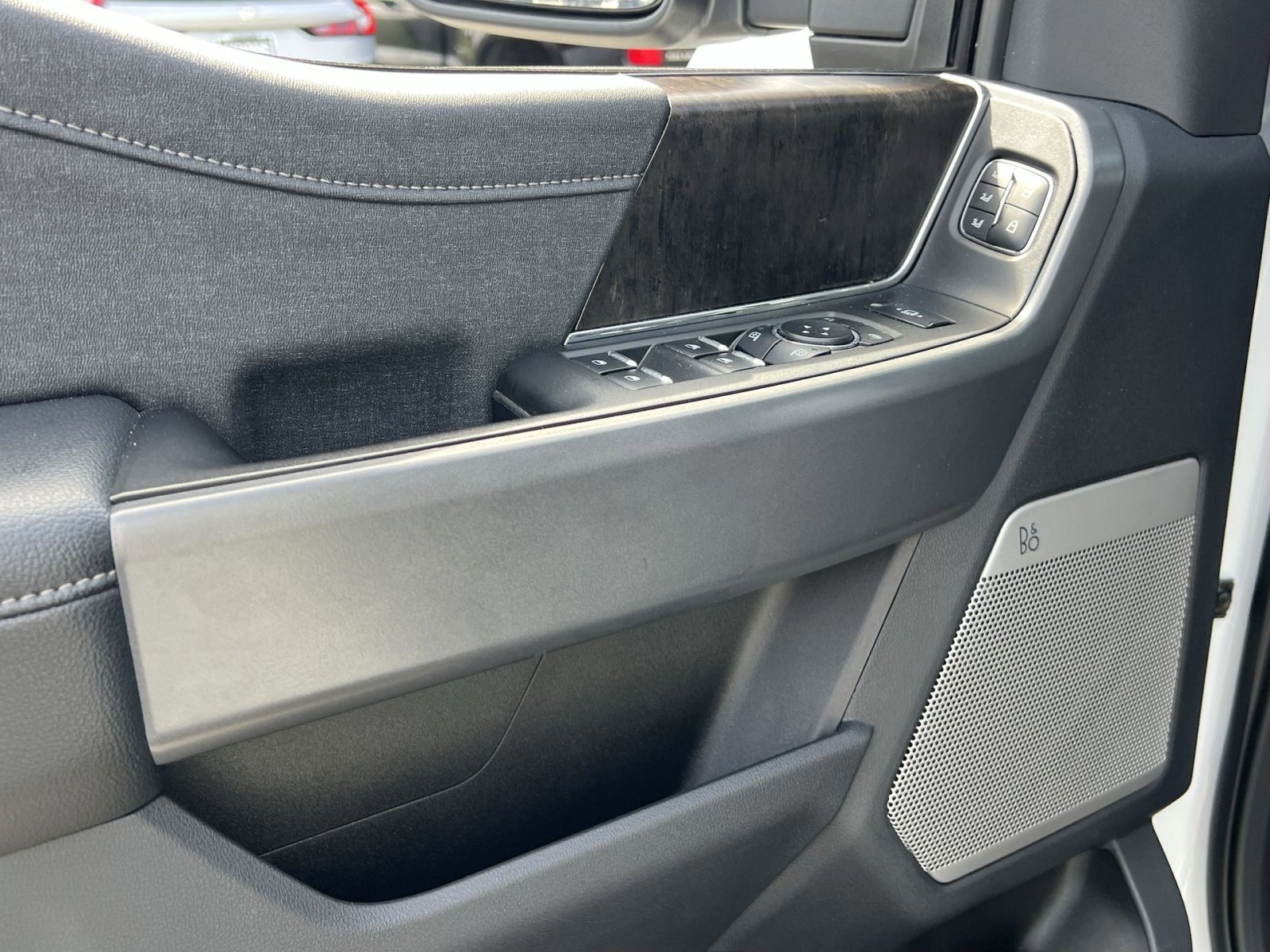 Certified 2023 Ford F250 Lariat w/ Lariat Ultimate Package image 15