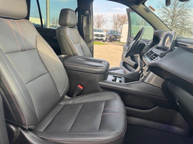 Used 2022 Chevrolet Tahoe RST w/ Luxury Package image 39