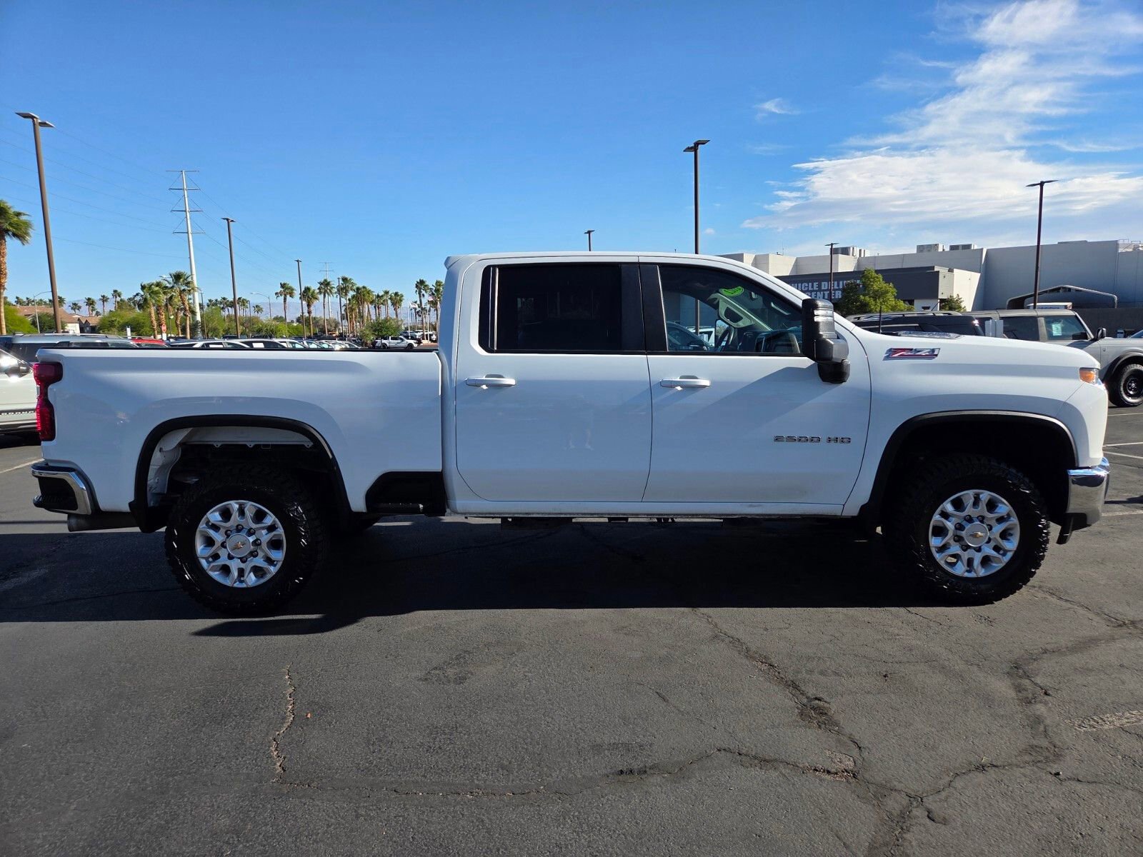 Used 2021 Chevrolet Silverado 2500 LT w/ Z71 Off-Road Package image 6