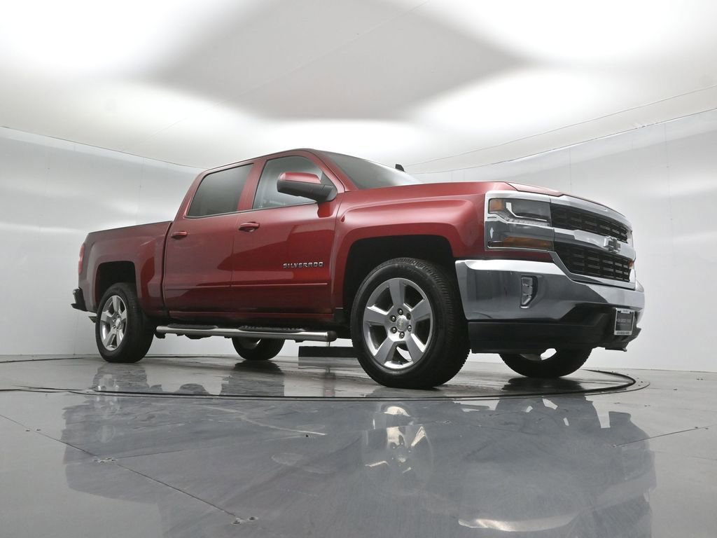 Used 2018 Chevrolet Silverado 1500 LT w/ All Star Edition image 4