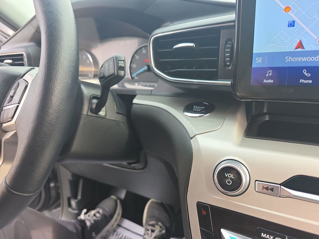 Certified 2023 Ford Explorer XLT w/ Equipment Group 202A image 31