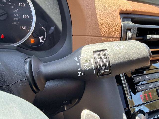 Used 2023 Lexus IS 300 w/ Comfort Package RWD image 29