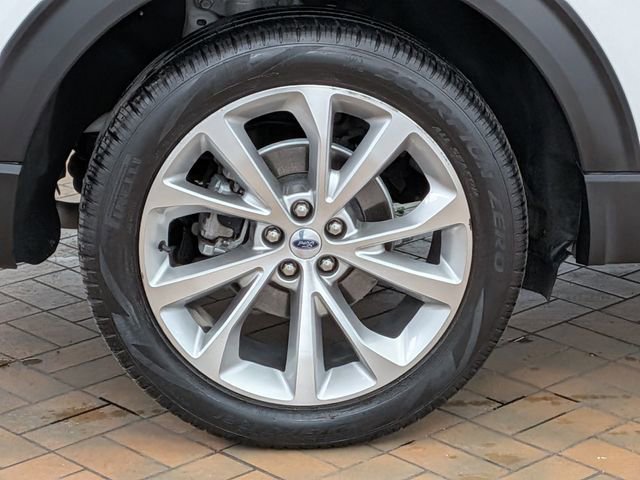 Certified 2023 Ford Explorer Platinum w/ Technology Package image 10