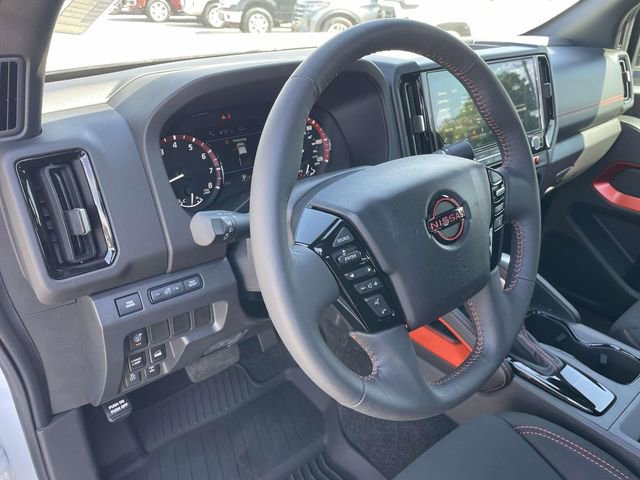 Used 2025 Nissan Frontier PRO-4X w/ Black Accent Package image 17