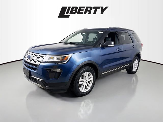 Certified 2019 Ford Explorer XLT w/ Equipment Group 202A image 3