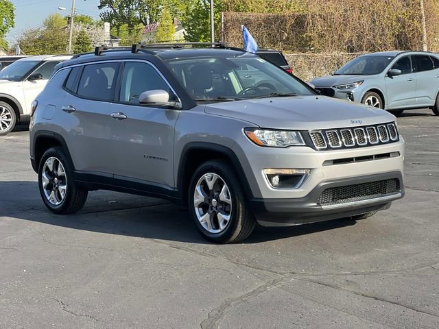 Used 2018 Jeep Compass Limited AWD/4WD image 7