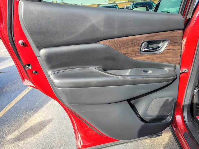 Used 2019 Nissan Murano Platinum image 26