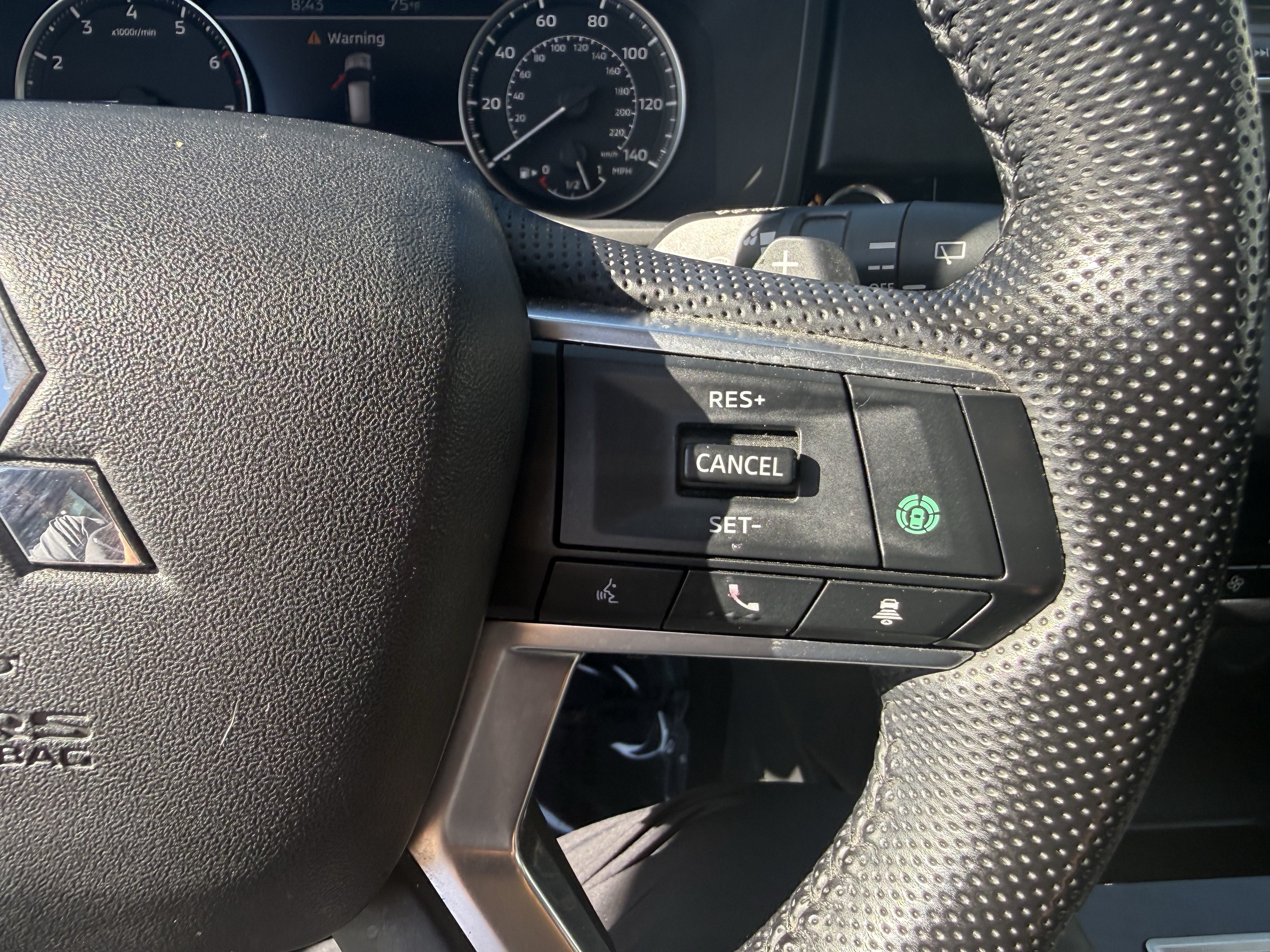 Used 2022 Mitsubishi Outlander SE AWD/4WD image 16