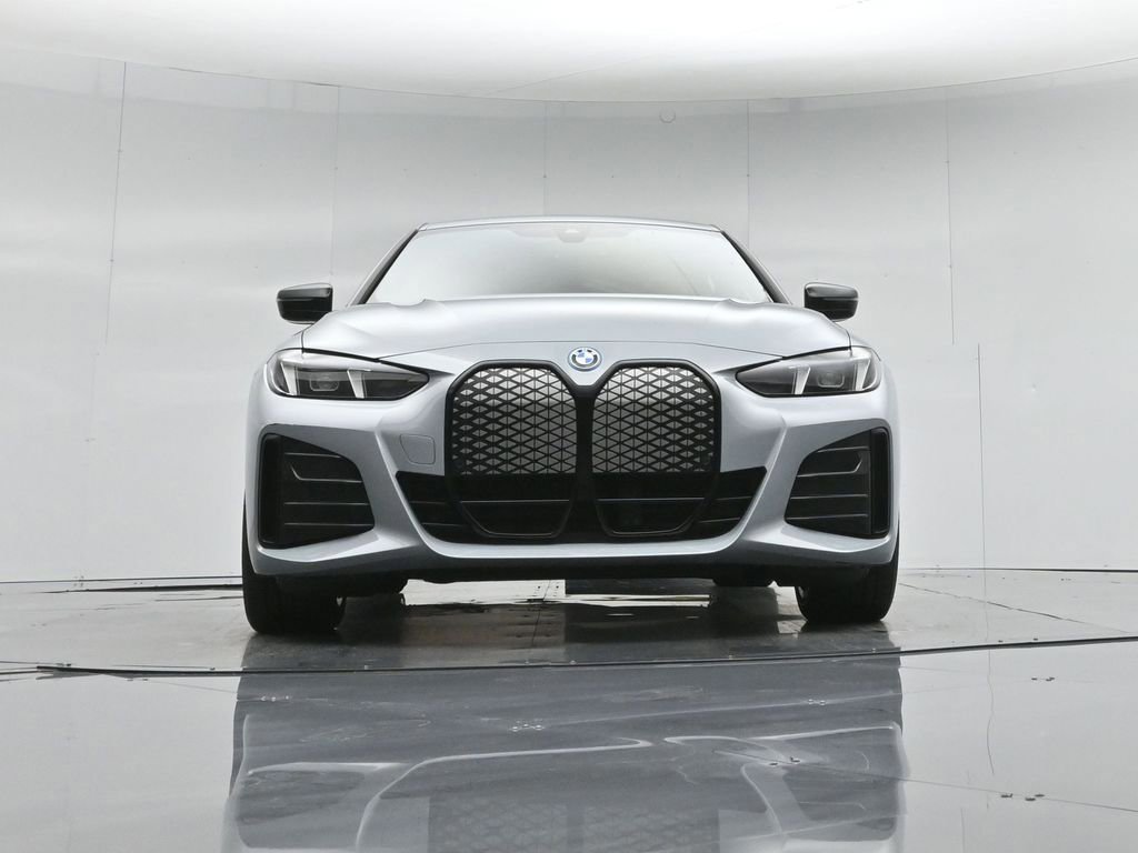 Used 2025 BMW i4 eDrive40 w/ M Sport Package image 32
