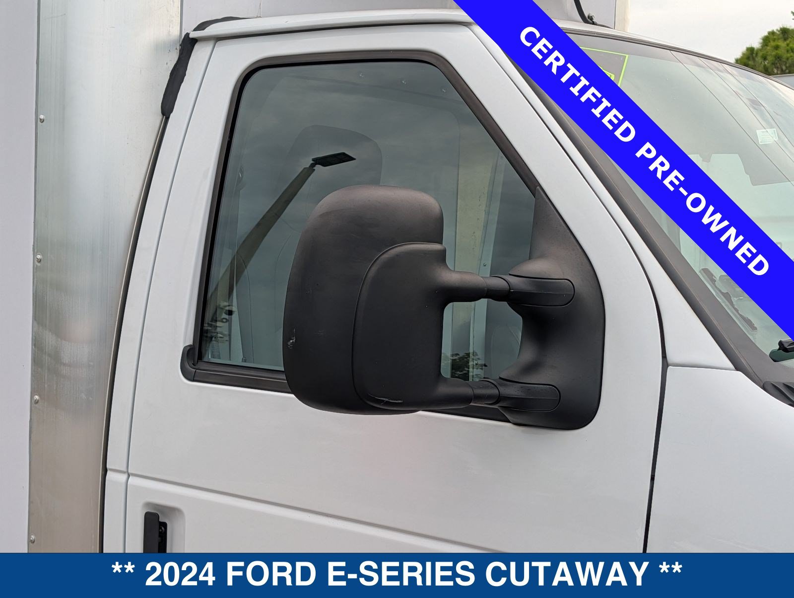 Certified 2024 Ford E-350 and Econoline 350 Super Duty w/ Power Windows & Locks Group RWD image 11