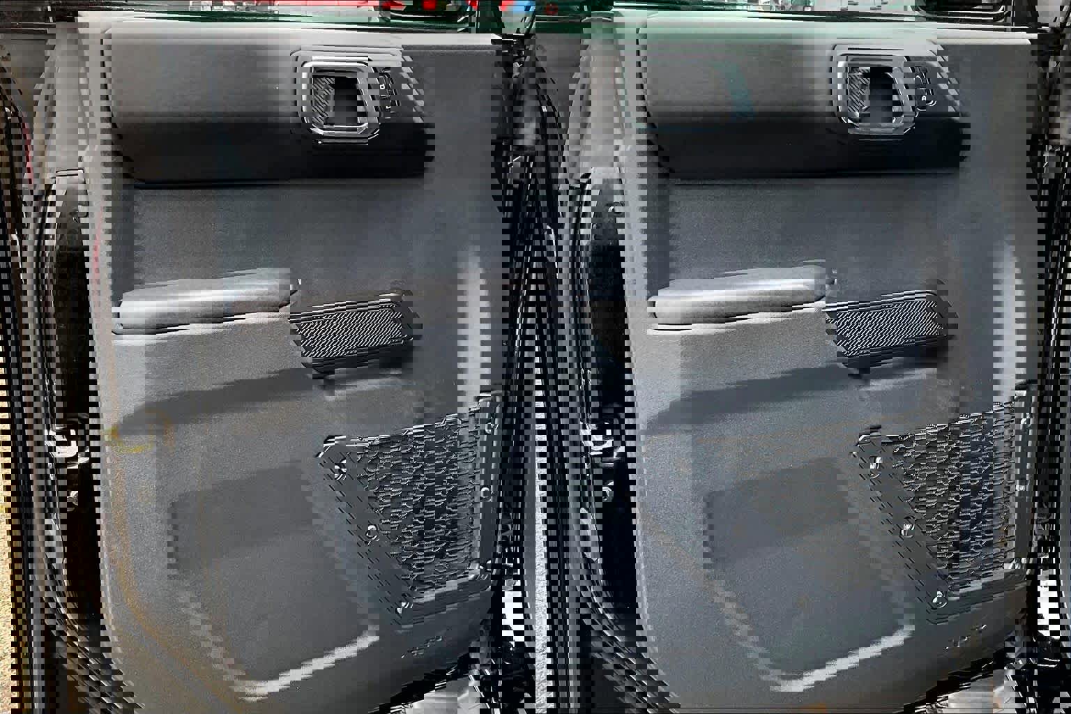 Certified 2025 Ford Bronco Outer Banks w/ Sasquatch Package image 23