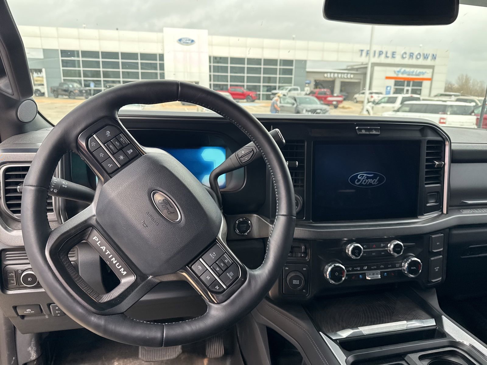 Certified 2025 Ford F350 Platinum image 13