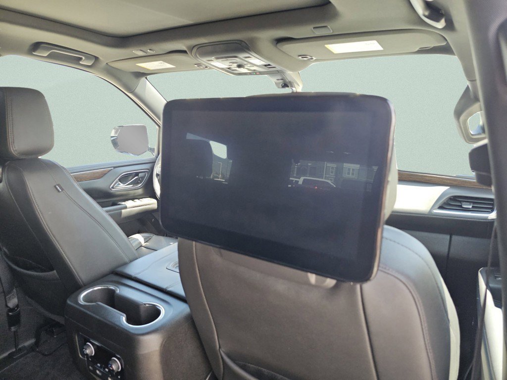Used 2022 Chevrolet Tahoe High Country AWD/4WD image 31