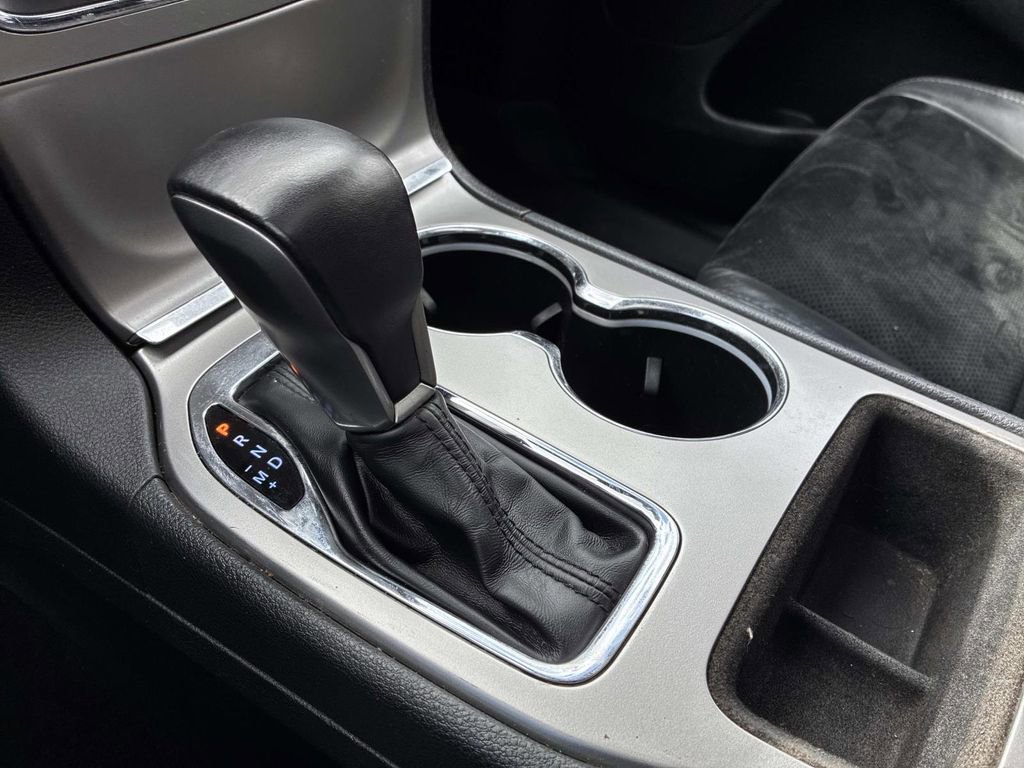 Used 2018 Jeep Grand Cherokee Altitude image 26