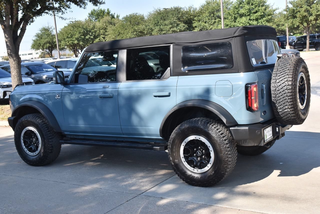 Certified 2023 Ford Bronco Outer Banks w/ Sasquatch Package AWD/4WD image 11
