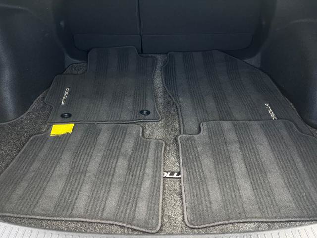Used 2023 Toyota Corolla LE w/ Carpet Mat Package (TMS) FWD image 18
