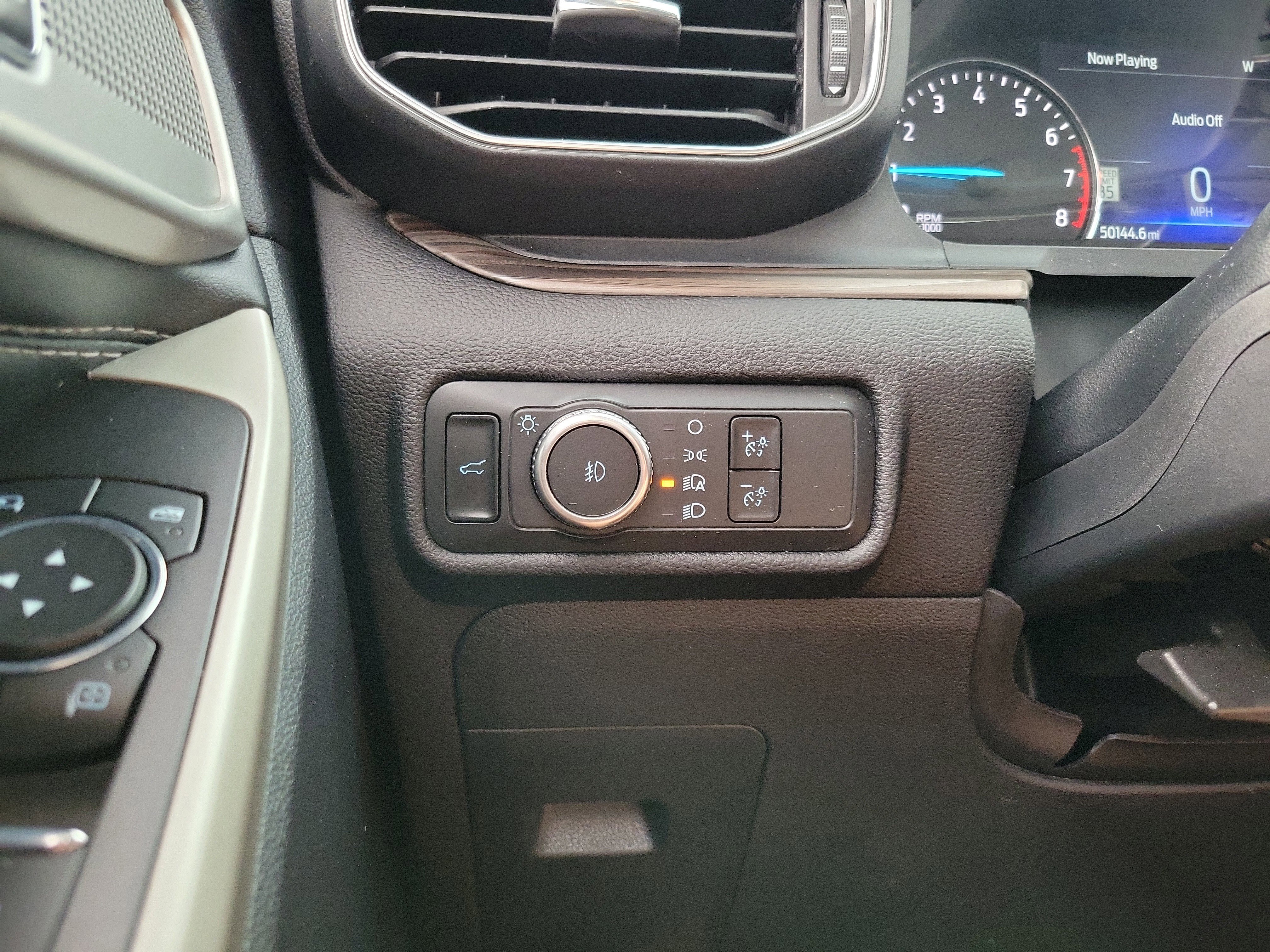 Certified 2022 Ford Explorer Limited image 10