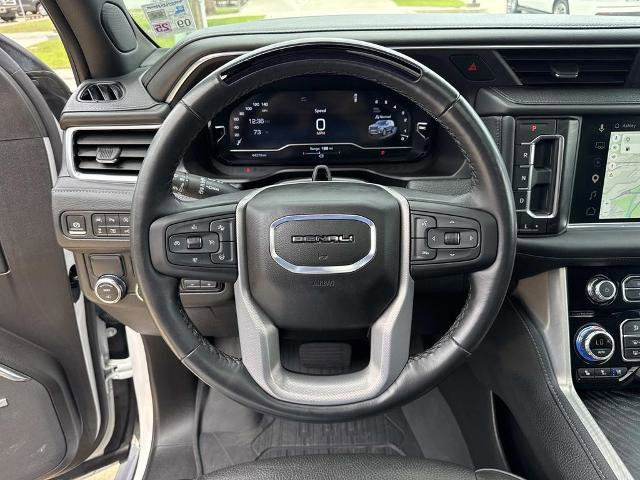 Used 2024 GMC Yukon XL Denali w/ Denali Reserve Package RWD image 25