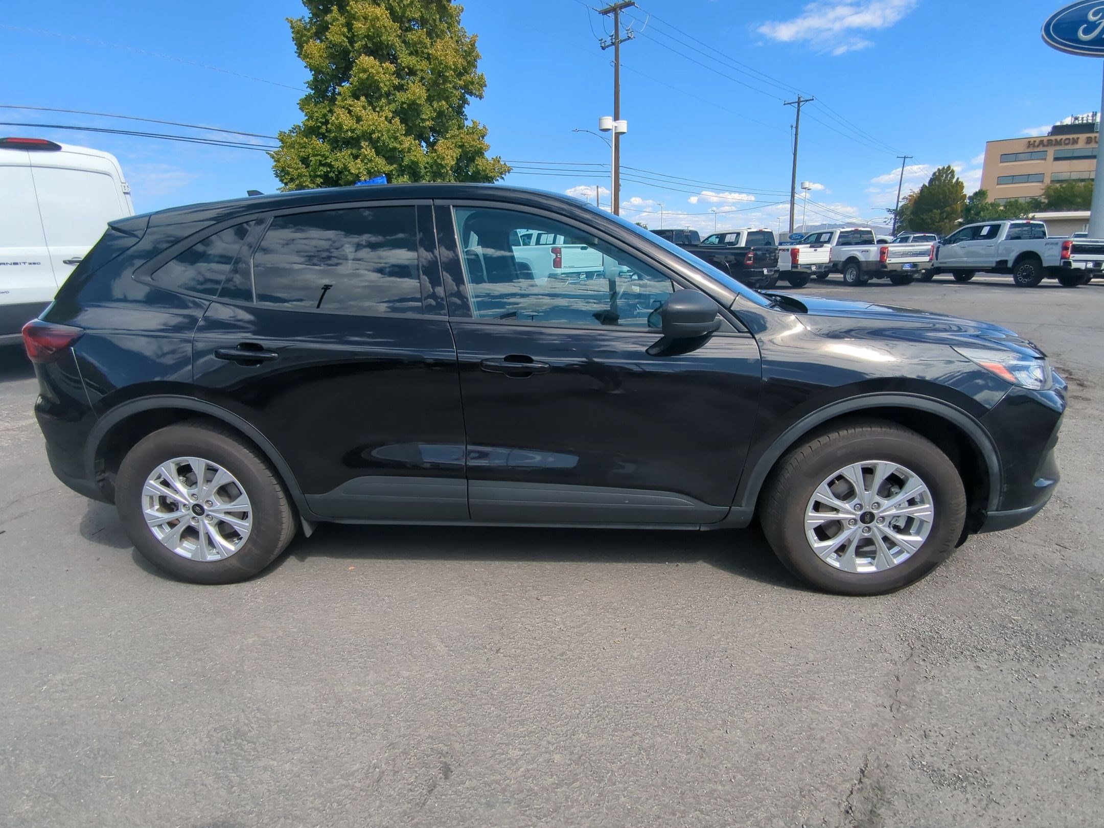 Certified 2025 Ford Escape Active AWD/4WD image 2