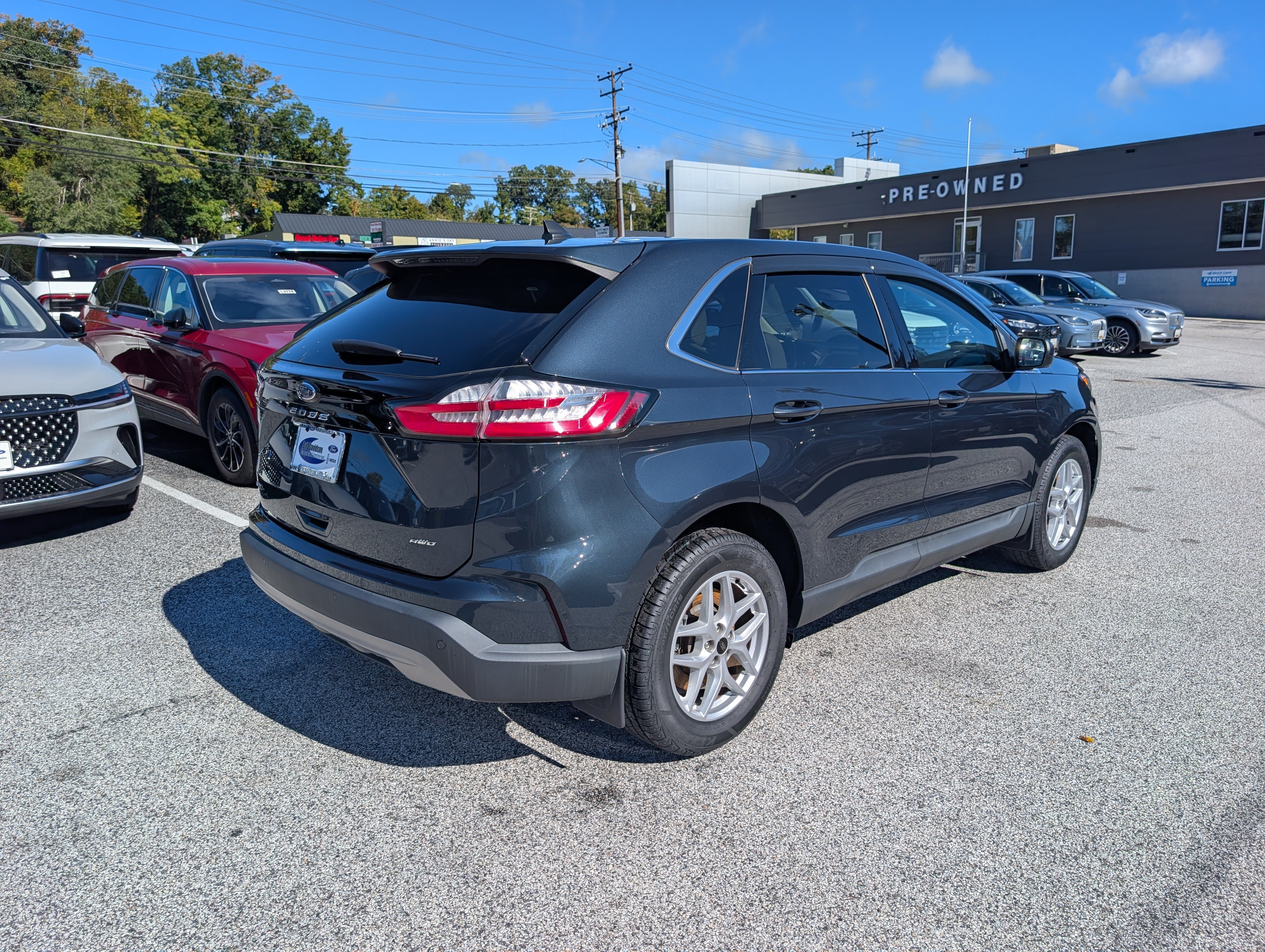 Certified 2023 Ford Edge SEL w/ Convenience Package AWD/4WD image 7