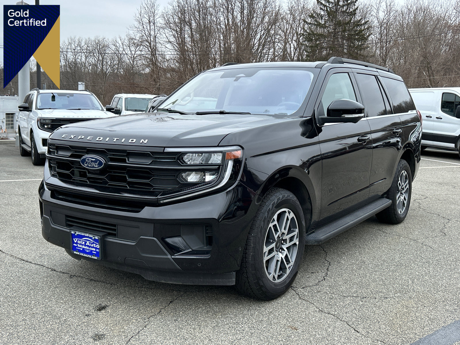 Certified 2025 Ford Expedition Active AWD/4WD image 1