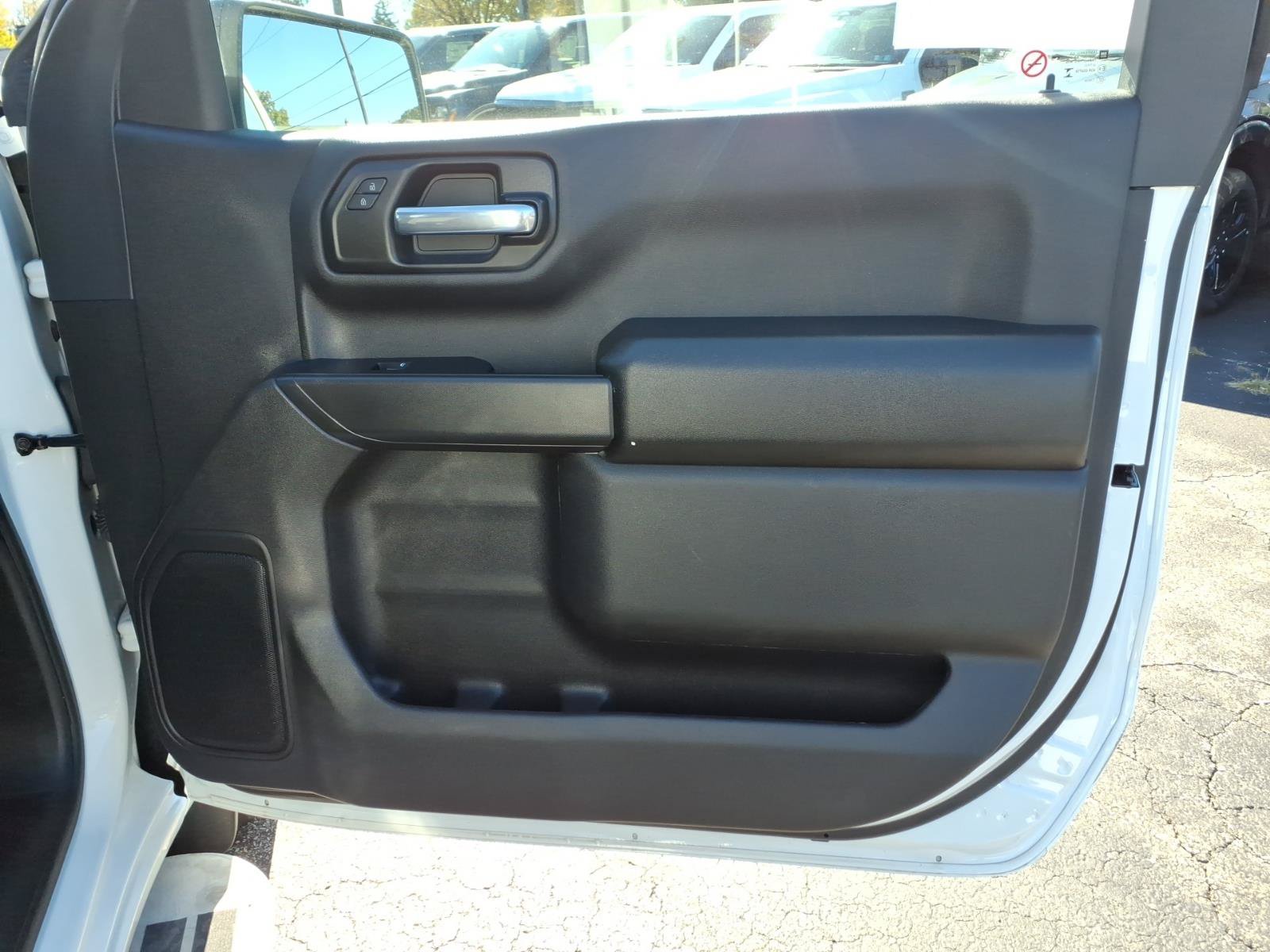 Used 2025 Chevrolet Silverado 1500 W/T RWD image 17
