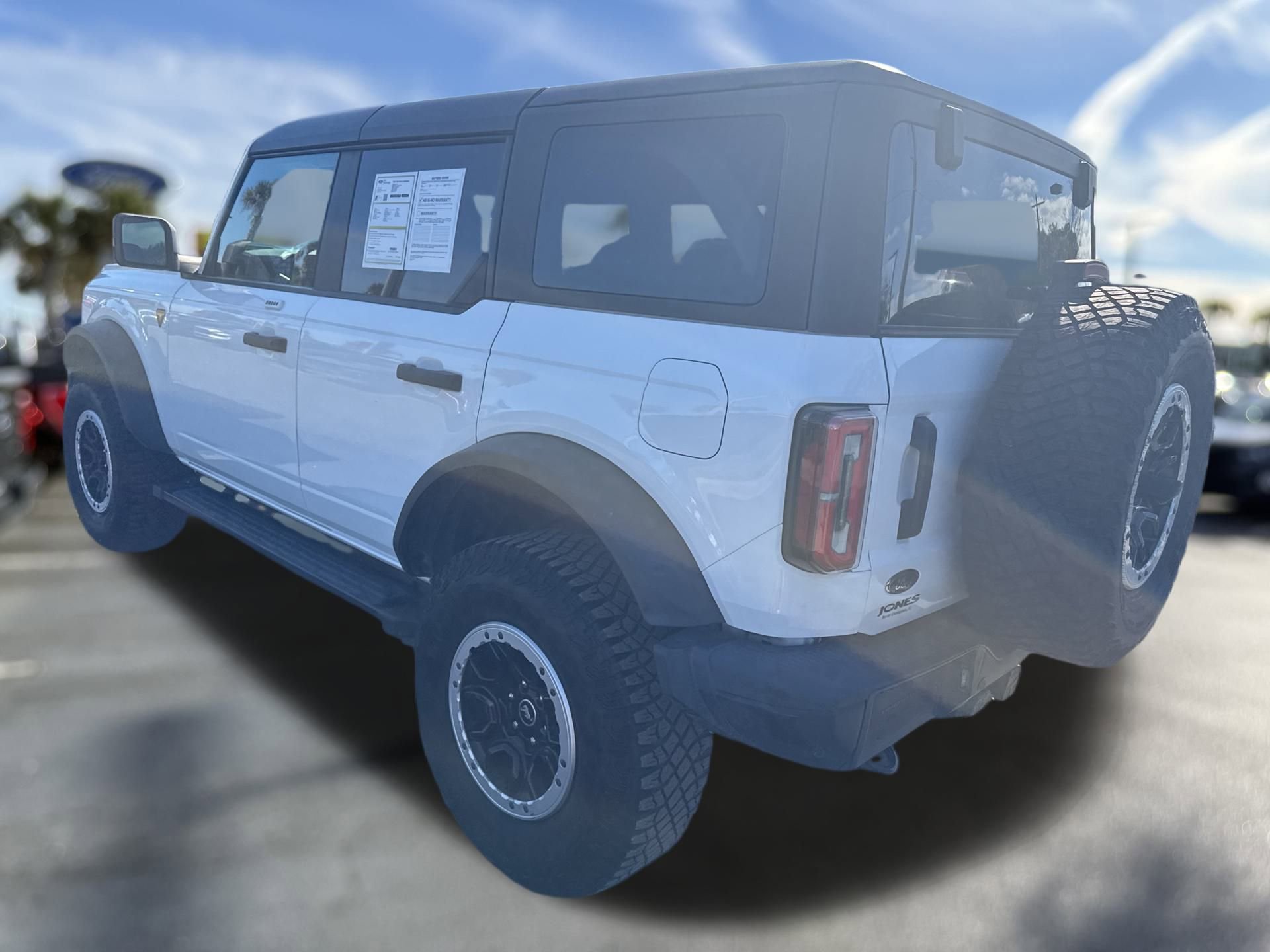 Certified 2023 Ford Bronco Badlands image 8