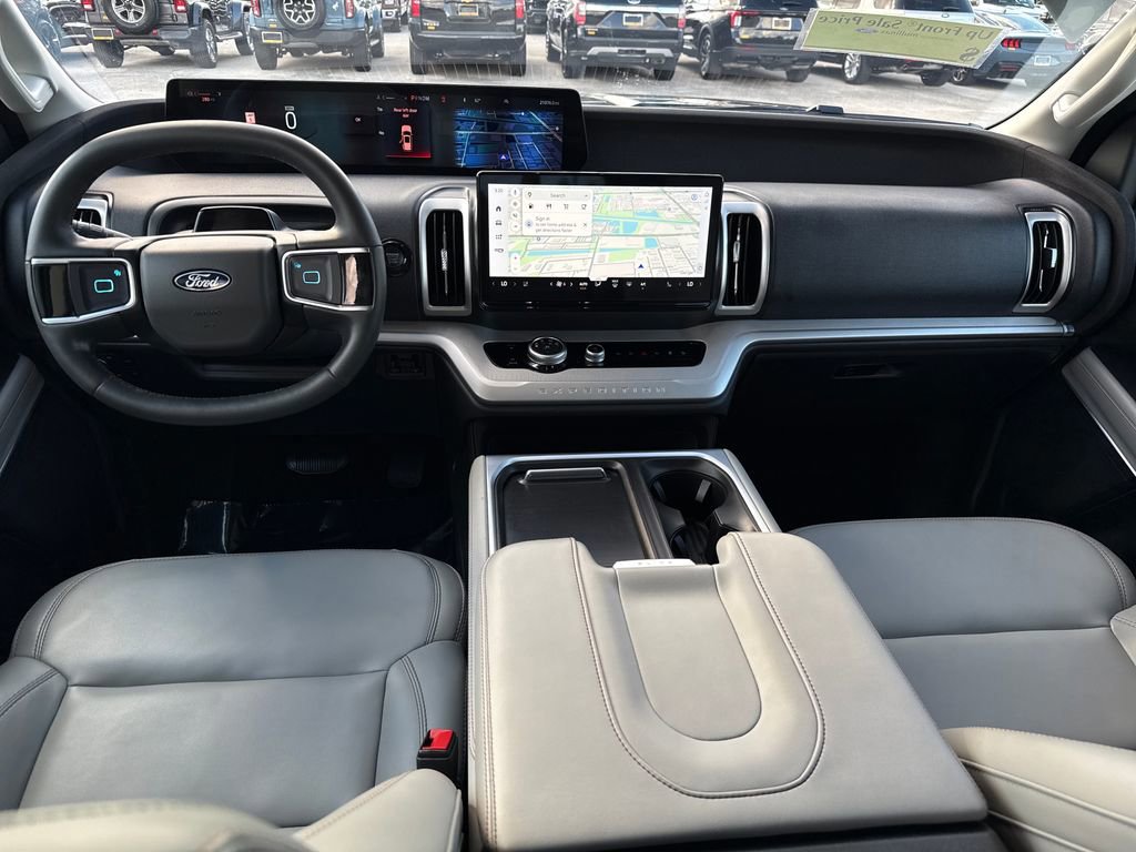 Certified 2025 Ford Expedition Max Active image 9