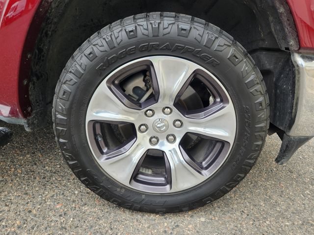 Used 2019 RAM 1500 Laramie AWD/4WD image 21
