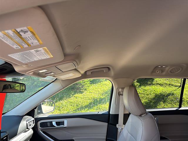 Certified 2023 Ford Explorer XLT w/ Equipment Group 202A AWD/4WD image 15