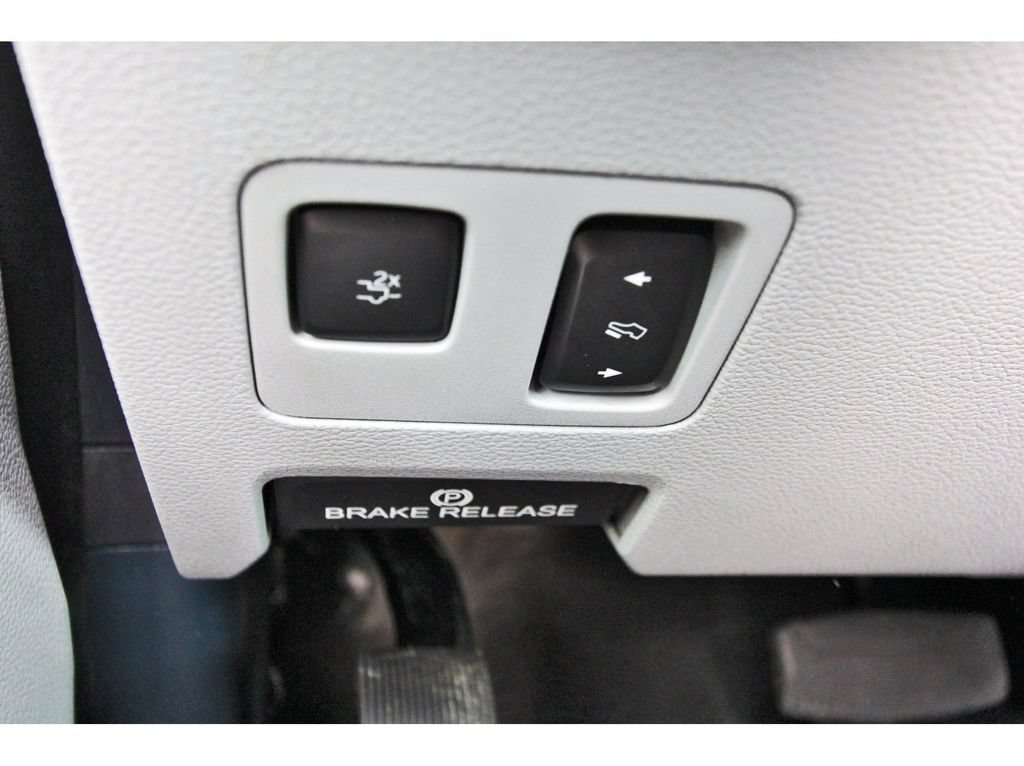 Certified 2022 Ford F350 Limited w/ FX4 Off-Road Package AWD/4WD image 23