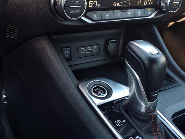 Used 2025 Nissan Sentra SR FWD image 7