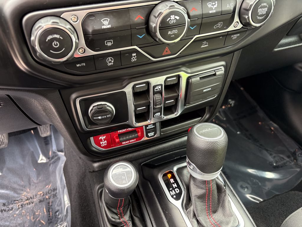Used 2021 Jeep Gladiator Rubicon AWD/4WD image 20