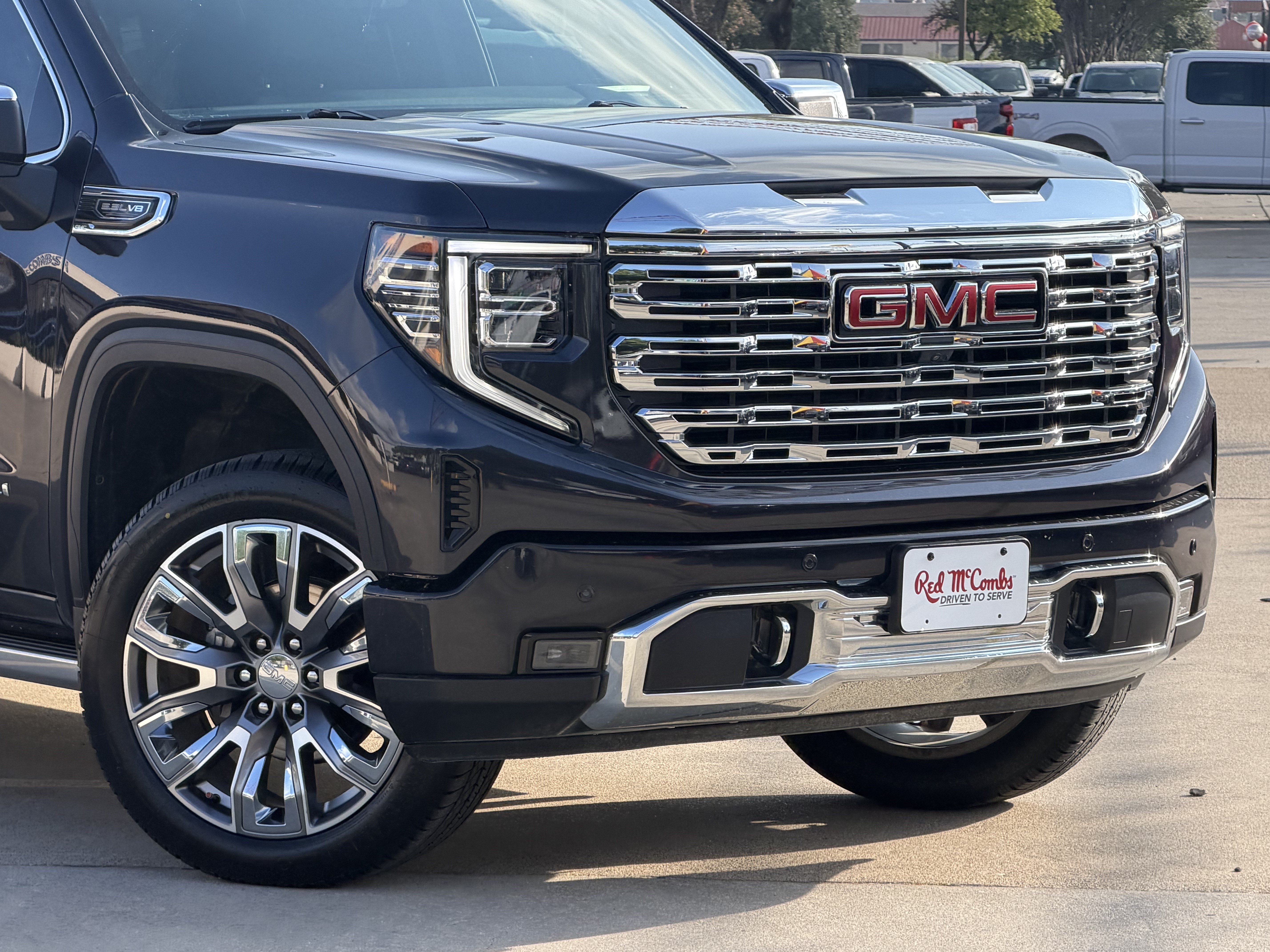 Used 2024 GMC Sierra 1500 Denali w/ Denali Reserve Package RWD image 2