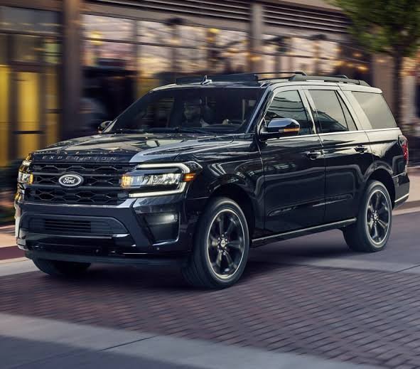 Certified 2024 Ford Expedition Max Limited RWD image 1