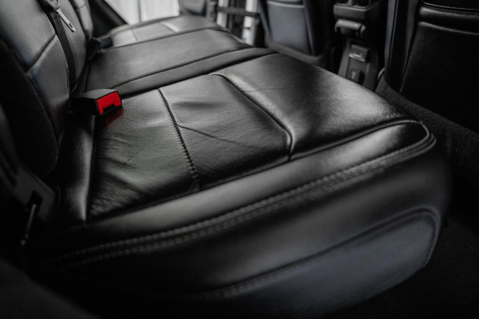 Used 2019 Jeep Wrangler Unlimited Sahara w/ Quick Order Package 24M Moab image 37