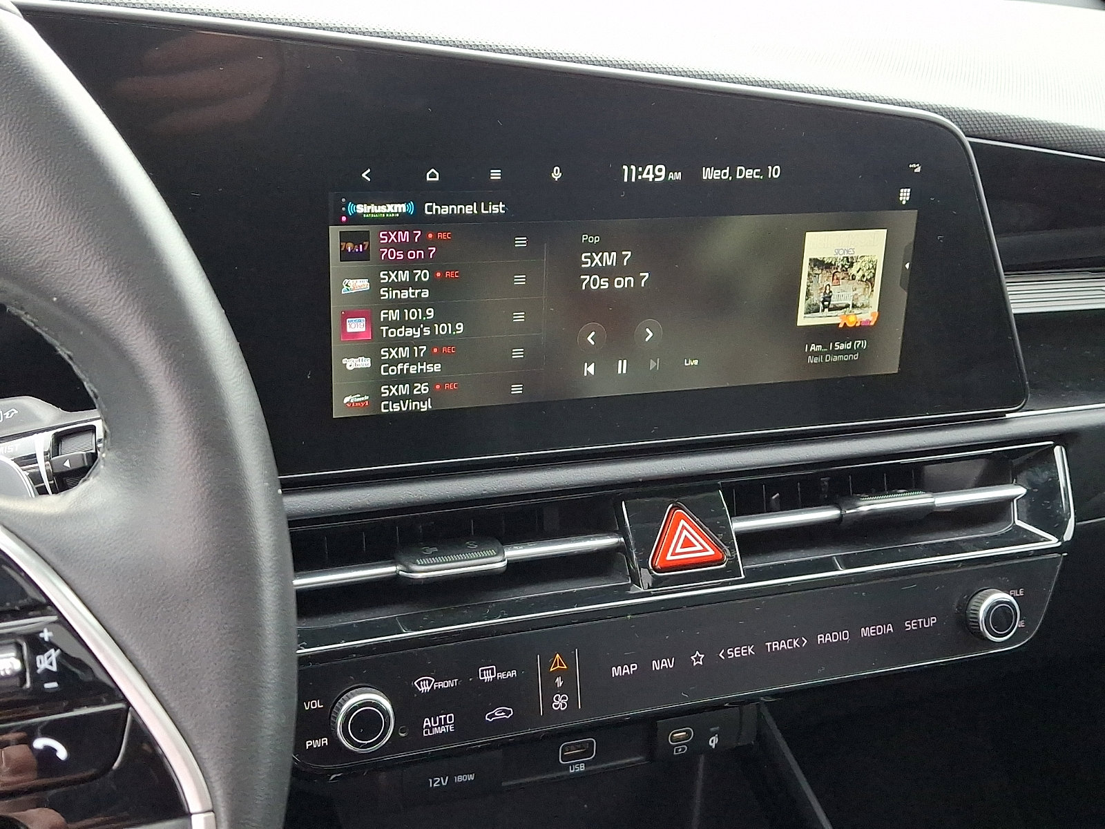 Used 2023 Kia Niro EX Touring image 24