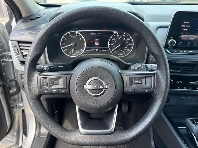 Used 2024 Nissan Rogue SV FWD image 25