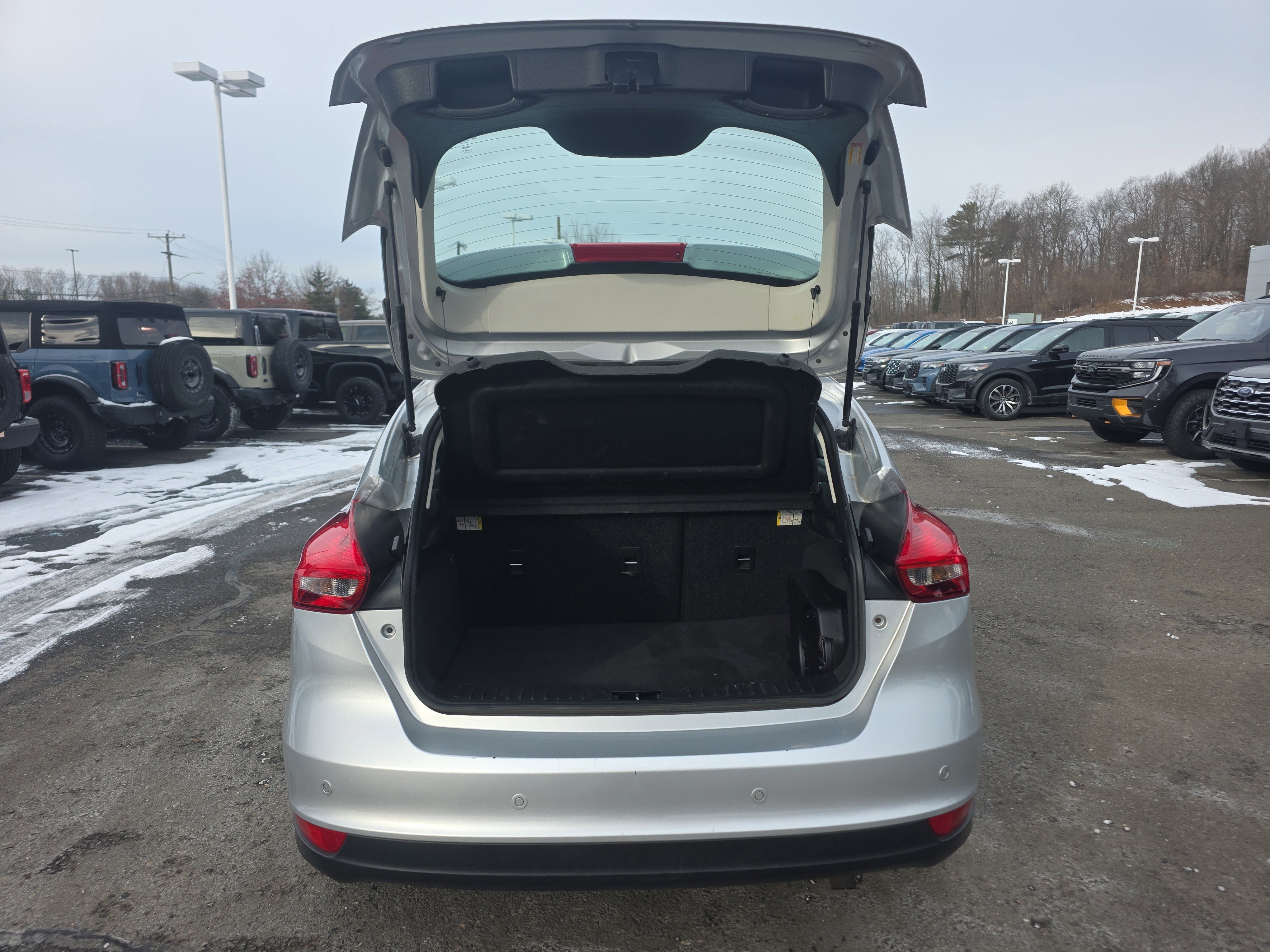 Certified 2018 Ford Focus Titanium image 17