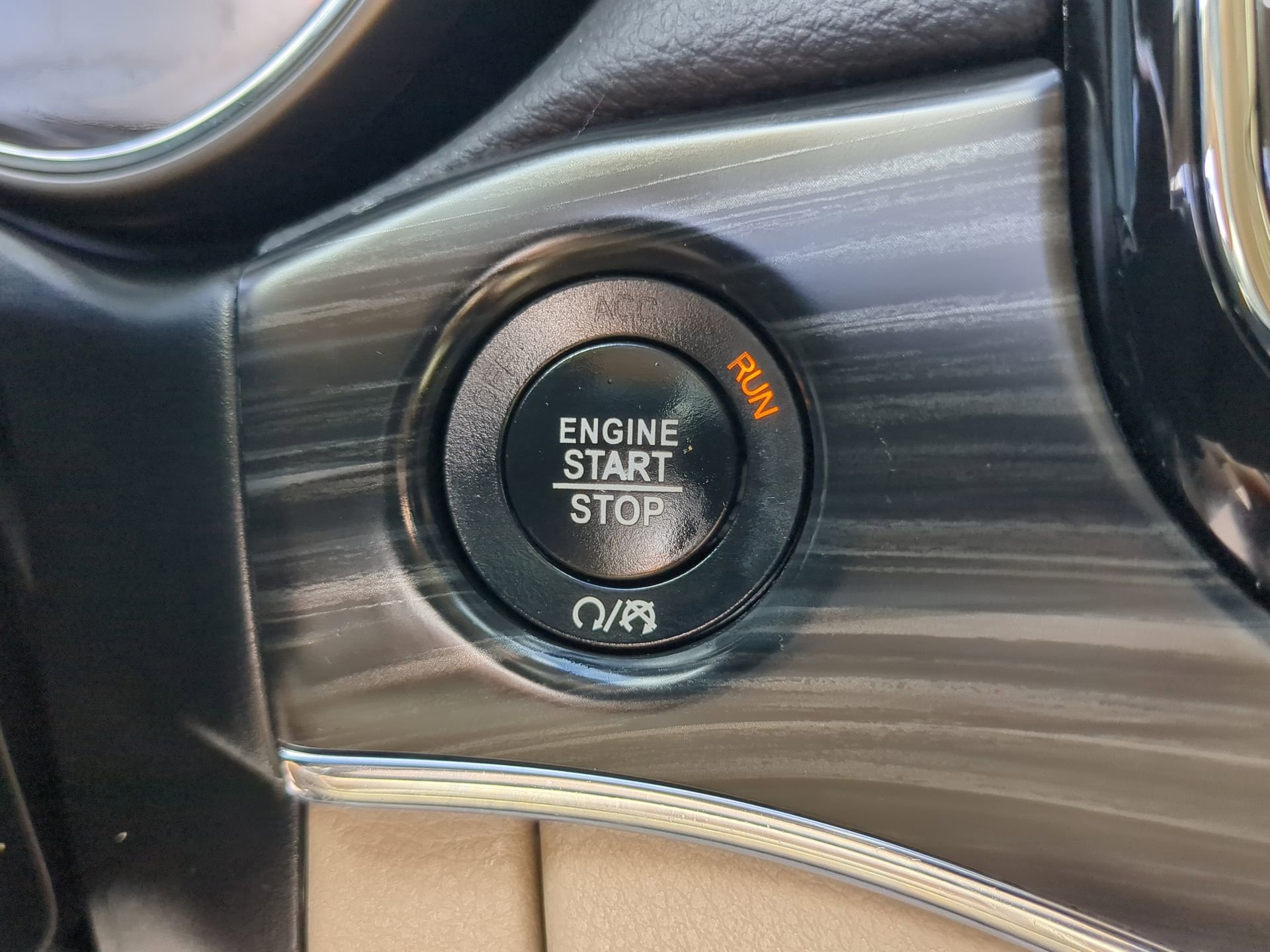 Used 2019 Jeep Grand Cherokee Limited image 60