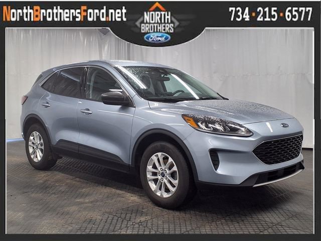 Certified 2022 Ford Escape SE image 5