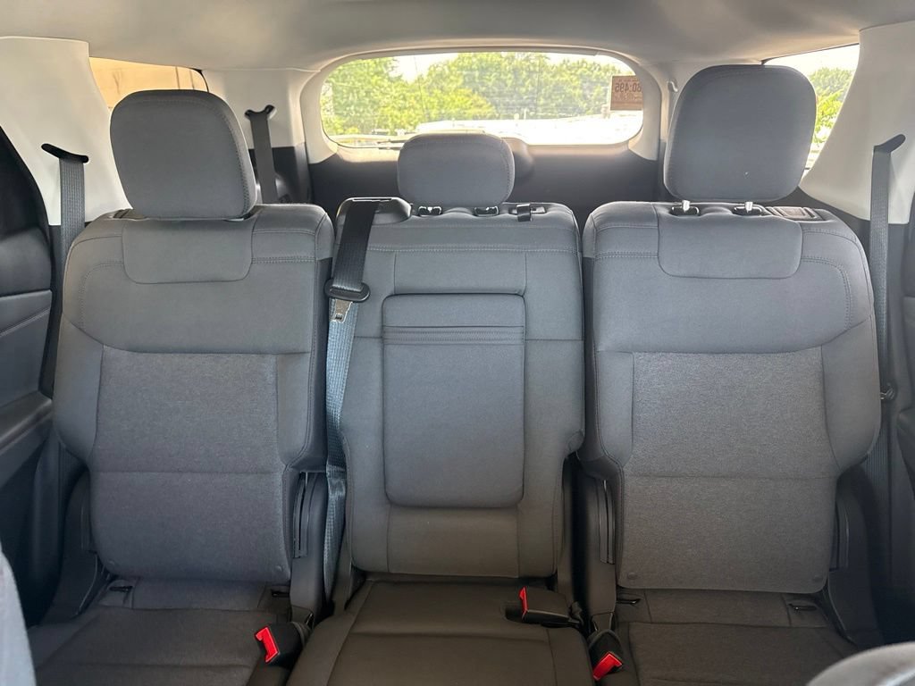 Certified 2025 Ford Explorer Active AWD/4WD image 27